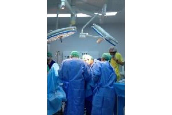 Spitalul OncoFort - spital_oncofort_operatie2(m).jpg