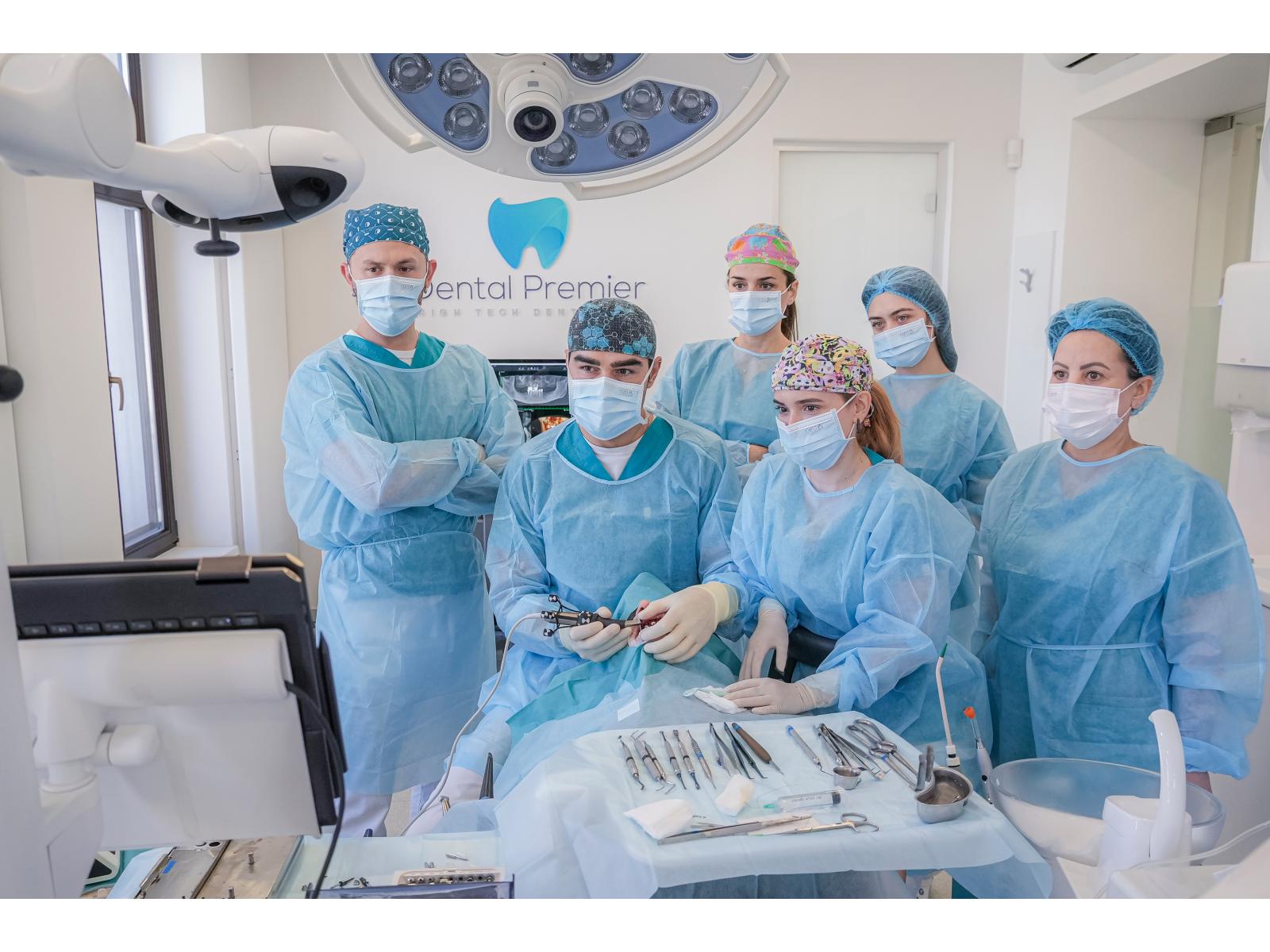 Dental Premier - dp-ghidare-implanturi-interventie.jpg