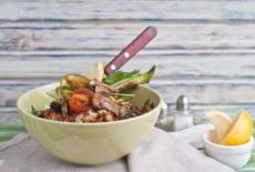 Quinoa cu ciuperci si ceapa caramelizata