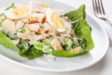 Salata Caesar