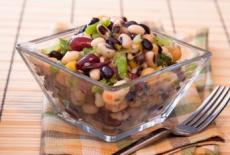 Salata de fasole neagra si porumb