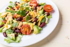 Salata mexicana de fasole neagra